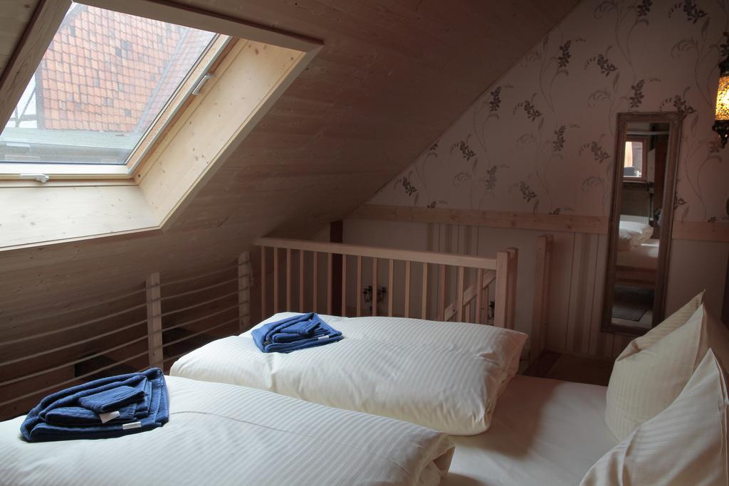 Kristallhaus Anno 1438 เควดลินบวร์ก ภายนอก รูปภาพ