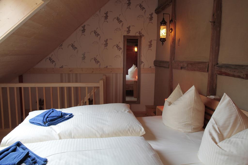 Kristallhaus Anno 1438 เควดลินบวร์ก ภายนอก รูปภาพ